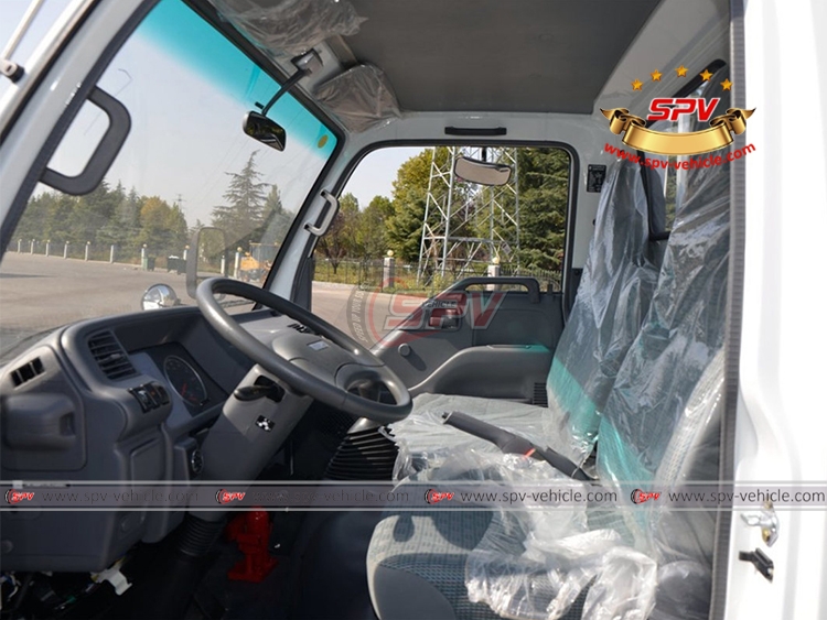 ISUZU ELF Cargo Transporting Truck - Cabin
